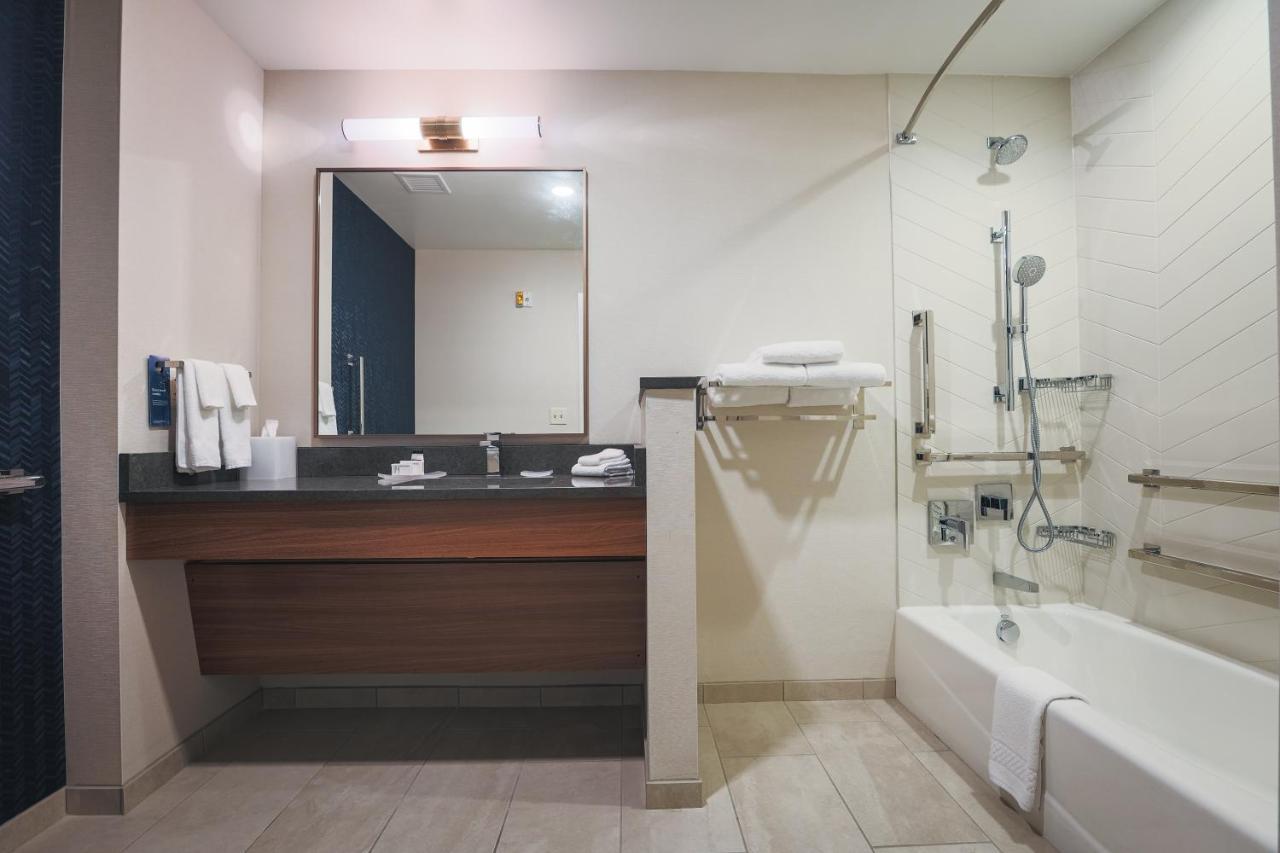 Fairfield Inn & Suites Marquette Exteriér fotografie